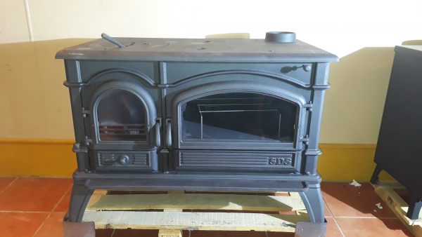 Cast Iron Stove - Image 2
