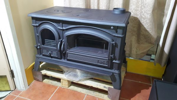 Cast Iron Stove - Image 9